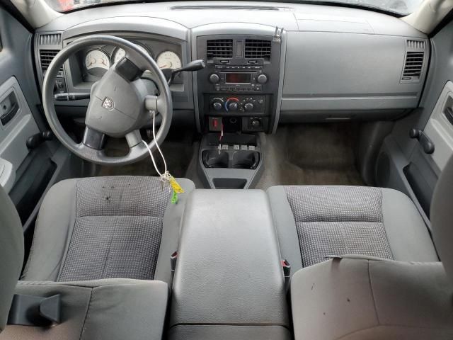 2007 Dodge Dakota Quattro