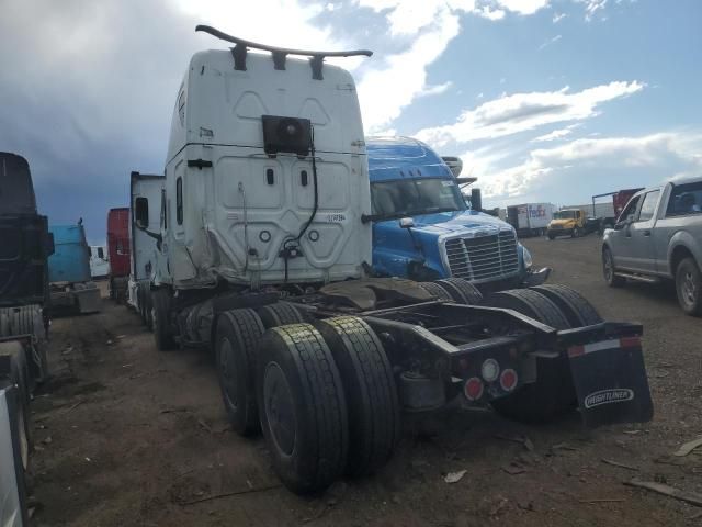 2022 Freightliner Cascadia 126