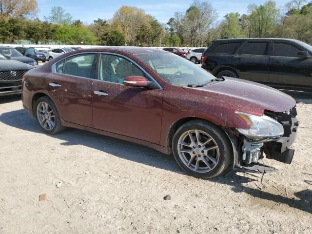 2010 Nissan Maxima S