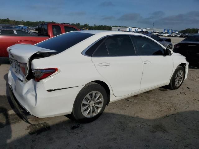 2016 Toyota Camry LE