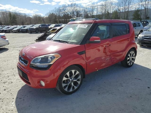 2013 KIA Soul +