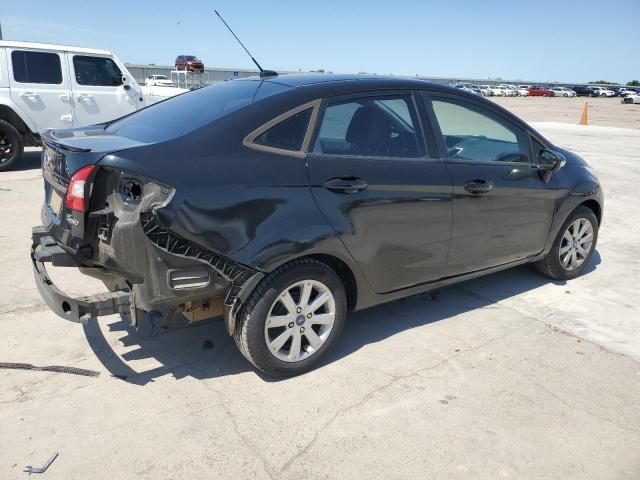 2013 Ford Fiesta SE