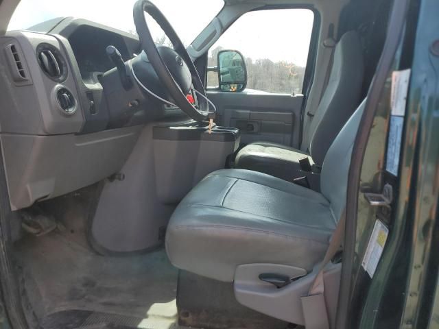 2009 Ford Econoline E350 Super Duty Van