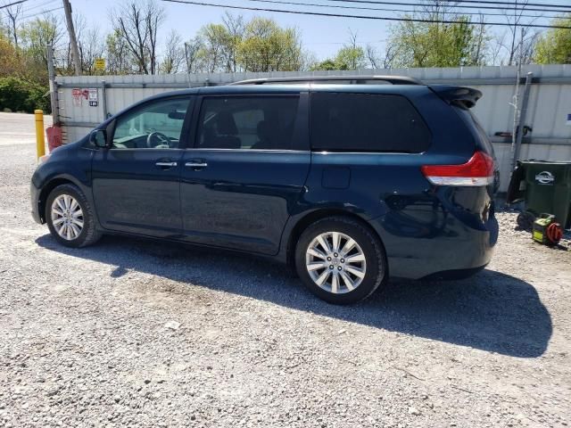 2011 Toyota Sienna XLE