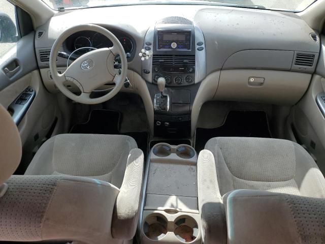 2007 Toyota Sienna CE