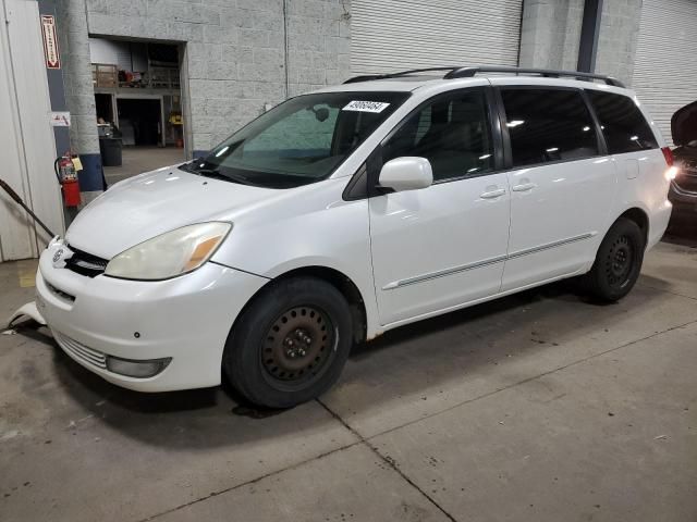 2005 Toyota Sienna XLE