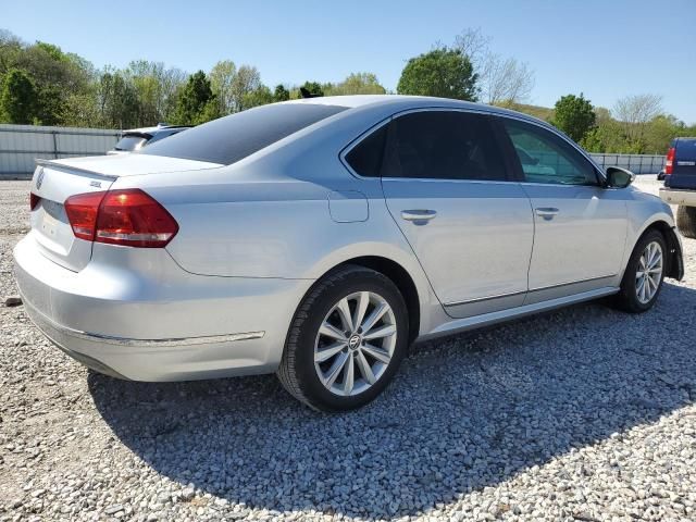 2012 Volkswagen Passat SEL