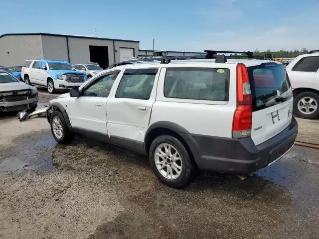 2004 Volvo XC70