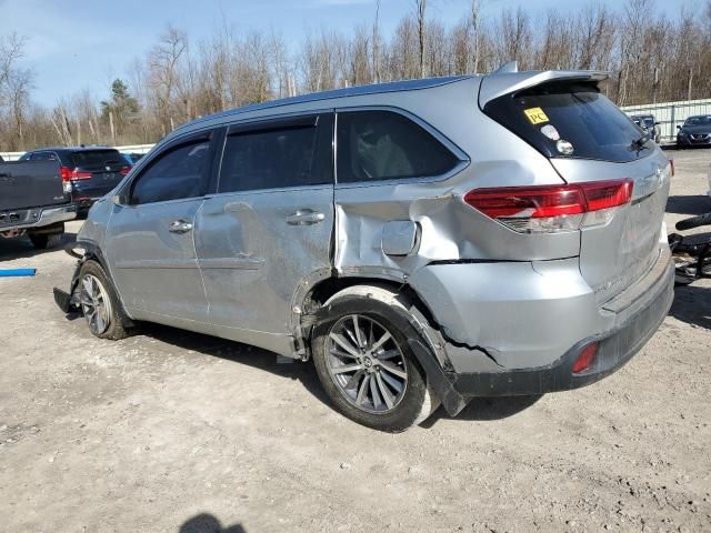 2017 Toyota Highlander SE