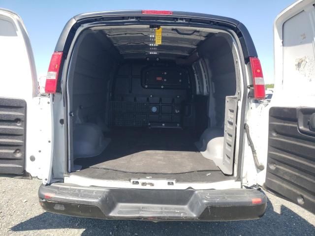 2017 Chevrolet Express G2500