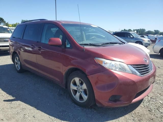 2012 Toyota Sienna LE