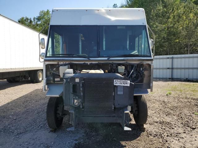 2014 Freightliner Chassis M Line WALK-IN Van