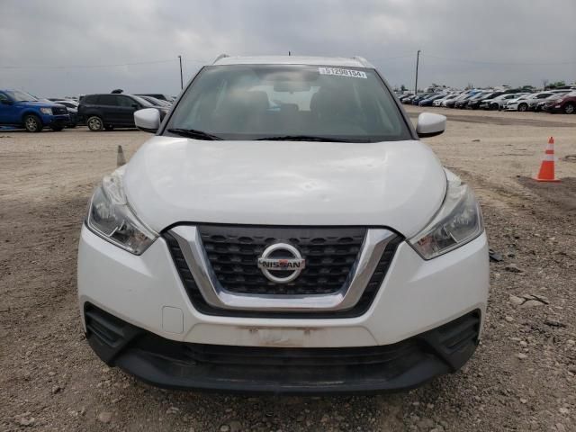 2019 Nissan Kicks S