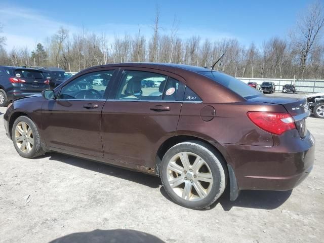 2013 Chrysler 200 Touring