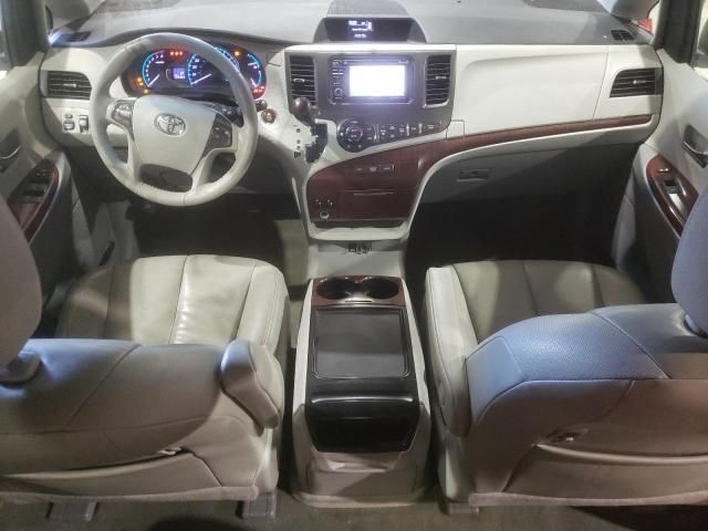 2014 Toyota Sienna XLE