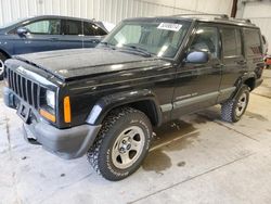 Salvage vehicles for parts for sale at auction: 2000 Jeep Cherokee Sport