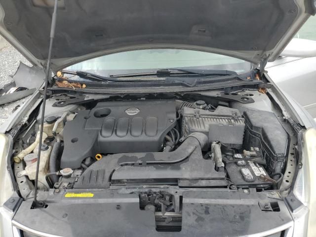 2010 Nissan Altima Base