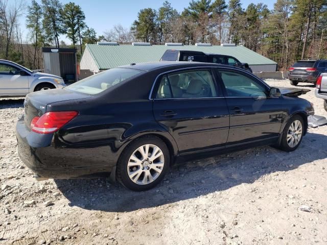 2010 Toyota Avalon XL