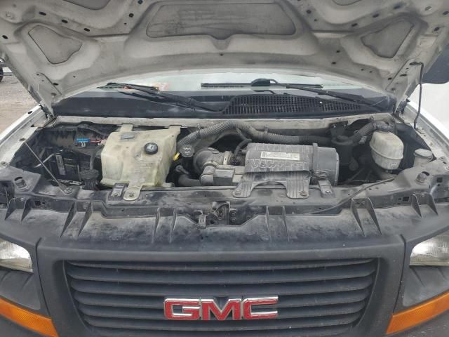 2008 GMC Savana G2500