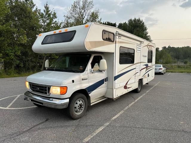 2006 Ford Econoline E450 Super Duty Cutaway Van