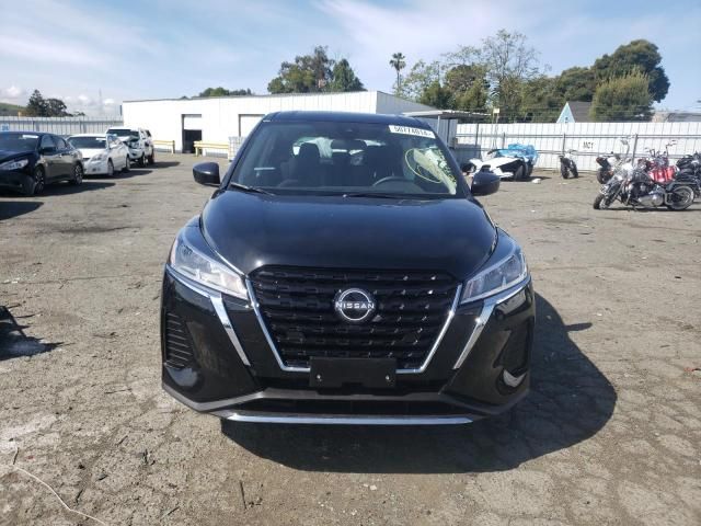 2024 Nissan Kicks S