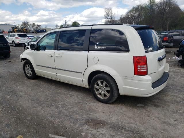 2010 Chrysler Town & Country Touring