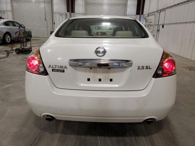 2010 Nissan Altima Base