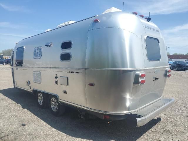 2014 Airstream Flying CLO