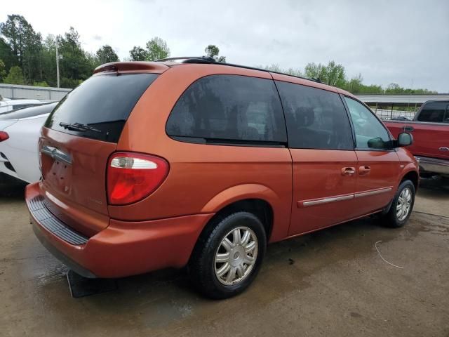 2006 Chrysler Town & Country Touring