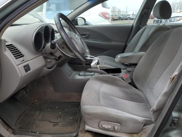 2004 Nissan Altima Base