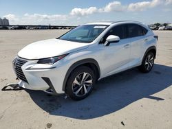 Lexus NX 300 Base Vehiculos salvage en venta: 2019 Lexus NX 300 Base