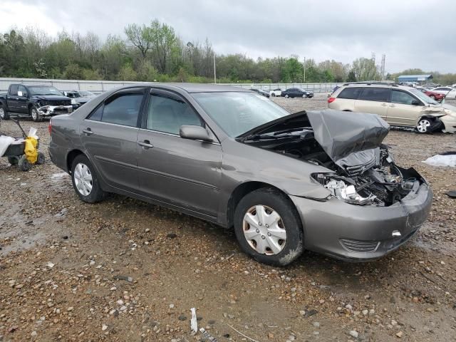 2005 Toyota Camry LE