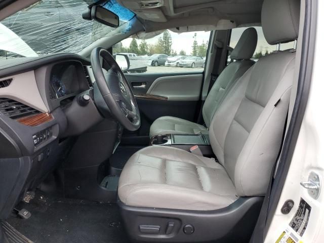 2015 Toyota Sienna XLE