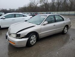 Salvage cars for sale from Copart Ellwood City, PA: 1997 Honda Accord SE