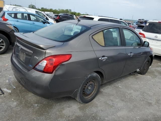 2013 Nissan Versa S