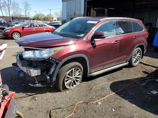 2018 Toyota Highlander SE