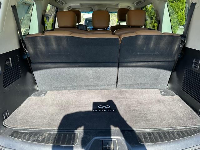 2017 Infiniti QX80 Base