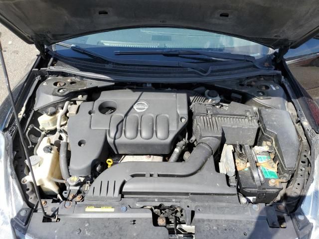 2010 Nissan Altima Base