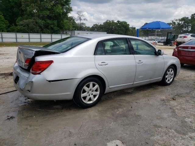 2005 Toyota Avalon XL