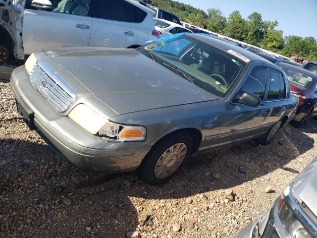 2004 Ford Crown Victoria