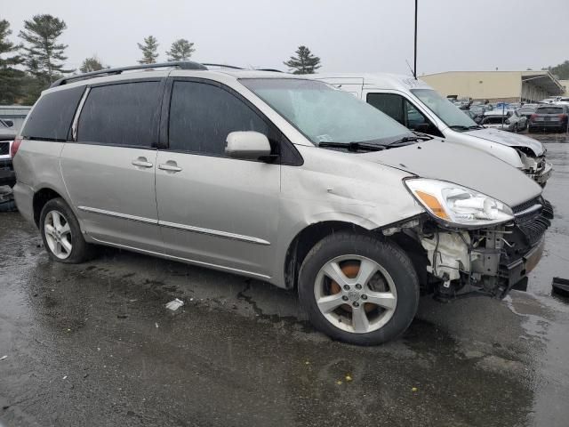 2005 Toyota Sienna XLE