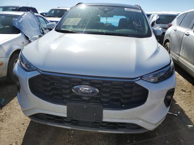 2023 Ford Escape ST Line Plus