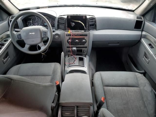 2007 Jeep Grand Cherokee Laredo