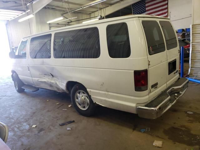 2013 Ford Econoline E350 Super Duty Wagon