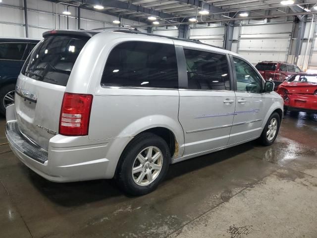 2010 Chrysler Town & Country Touring