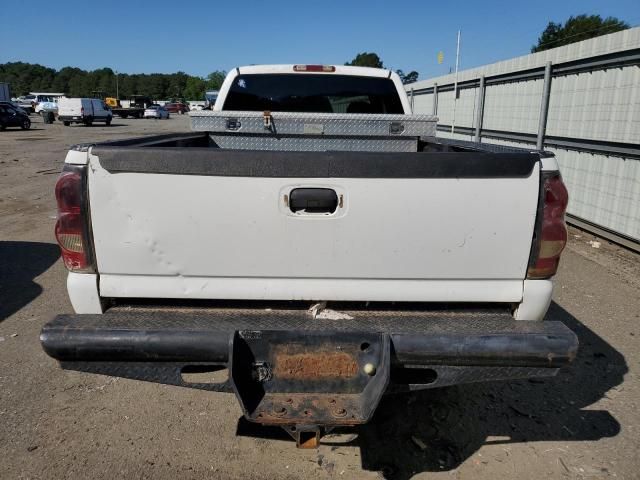 2004 Chevrolet Silverado C2500 Heavy Duty