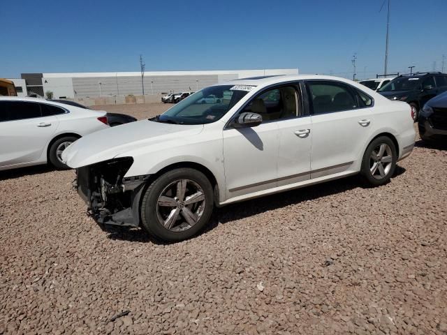 2012 Volkswagen Passat SEL