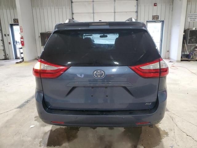 2015 Toyota Sienna XLE