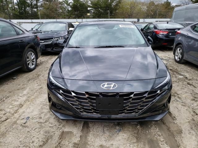 2022 Hyundai Elantra Limited