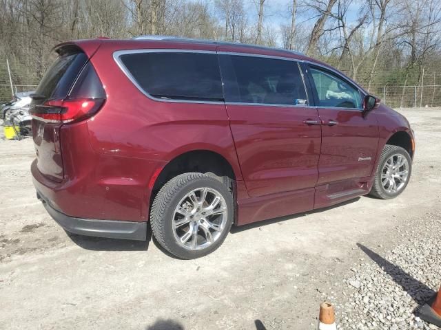 2021 Chrysler Pacifica Touring L